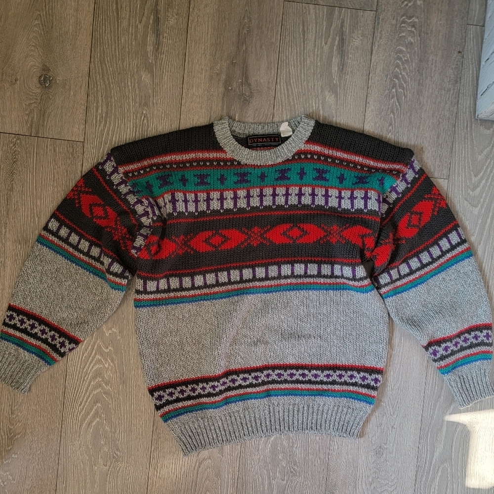 Vintage Dynasty Sweater - Picture 1 of 3